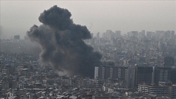 Soykırımcı İsrail, Lübnan'ın güneyindeki çok sayıda kasabaya hava saldırısı düzenledi