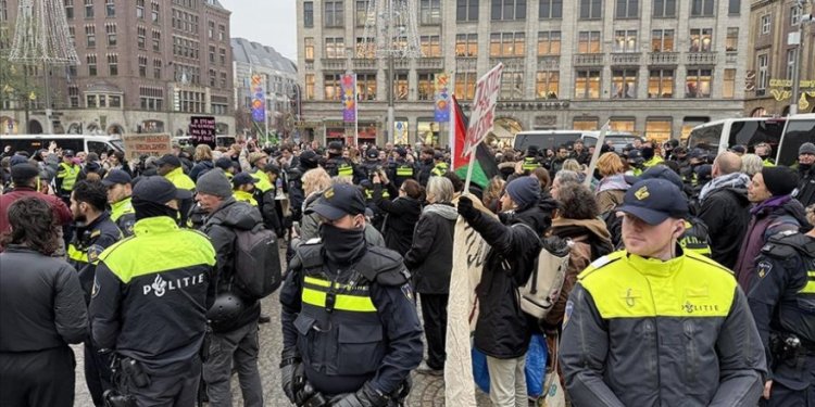 Amsterdam'da halk Filistin'e destek için yeniden sokaklarda