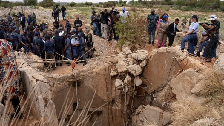 Güney Afrika'da yüzeye çıkan 14 kaçak madenci yakalandı