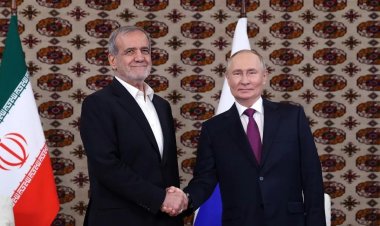 Putin ve Pezeşkiyan Suriye'deki gerginliği görüştü