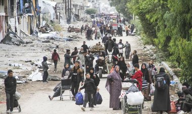Katil İsrail, kuzey Gazzelilerin son sığınağı Beyt Lahiya'ya saldırılarını arttırıyor