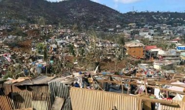 Mayotte Adası'nı kasırga vurdu