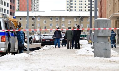 Moskova’da bir apartman girişinde Rus komutana suikast