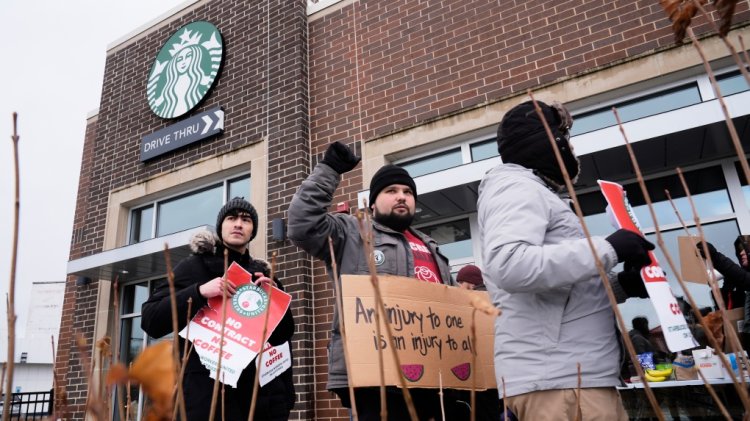 ABD'de Starbucks grevi: 300'den fazla şube iş bıraktı