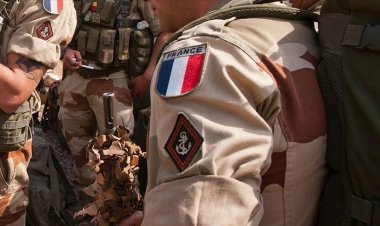 Senegal, ülkedeki Fransız askerlerini 2025 içinde gönderecek