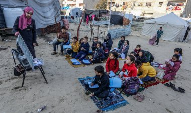 Katil rejiminin saldırılarına rağmen Gazze'de eğitim devam ediyor