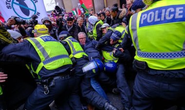 İngiltere'de Filistin'e destek gösterisinde 77 kişi gözaltına alındı