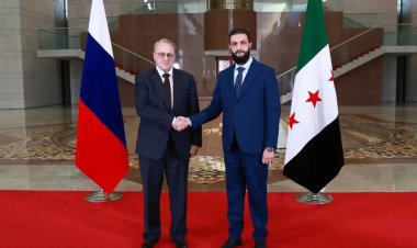 Şara Rus heyetiyle görüştü