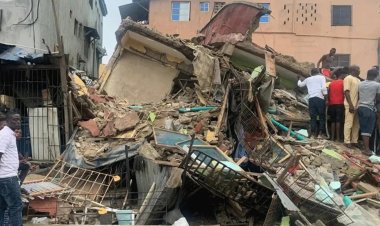 Nijerya'da iki katlı bina çöktü: 3 ölü, 6 yaralı