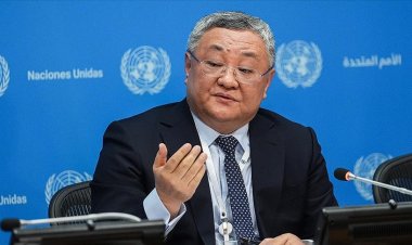 Çin: Panama Kanalı'nı yönettiğimiz iddiaları tamamen asılsız