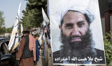 Akhundzada, Kandahar Üniversitesi'nde konuştu: Dini ve modern eğitim birlikte sürdürülmeli