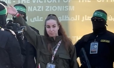 İsrailli esir Berger: Hamas bize Pesah sırasında dua kitabı verdi