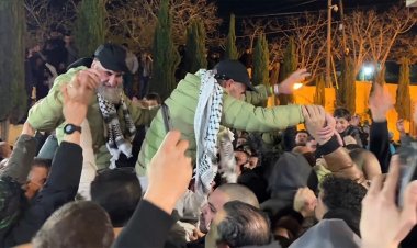 İsrail'in serbest bıraktığı Filistinli esirler, coşkuyla karşılandı