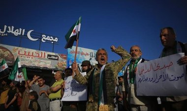 Suriye'de PKK/YPG protestosu: Devrim sürüyor, ülkemiz işgal altında