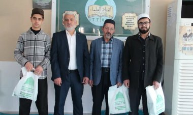 Siyer yarışmasında başarı gösterenlere ödülleri verilmeye başlandı