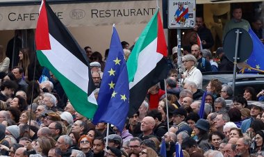 İtalya'da AB'ye destek mitingi düzenlendi