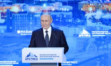 Putin, Ukrayna'da demokratik seçimler için geçici yönetim önerdi