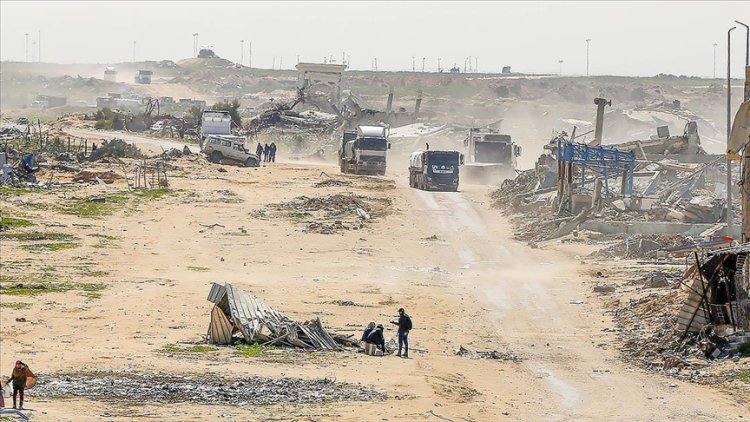 AB'den İşgalci İsrail'e uyarı: Gazze'ye yardım engelinin insani sonuçları olabilir