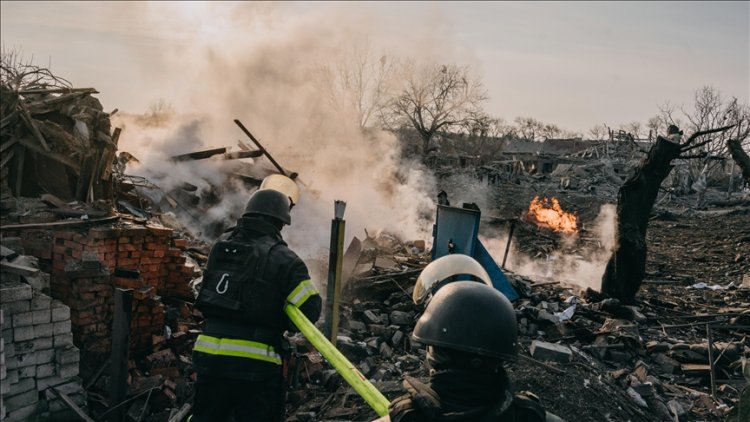 Zelenskiy: Rusya, Ukrayna'ya bir haftada 1200 güdümlü bomba attı