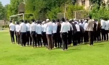 Hintli öğrenci üniversite kampüsünde namaz kıldığı için tutuklandı