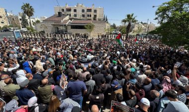Ürdün’de Gazze için öfke günü: ABD ve İsrail protesto edildi, elçilik kuşatıldı!