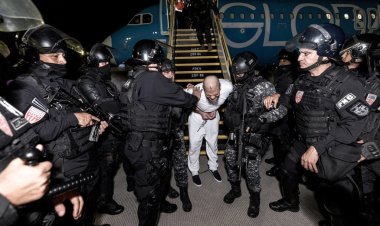 ABD'de Yüksek Mahkeme "Yabancı Düşmanlar Yasası" kapsamında sınır dışı işlemlerinin önünü açtı