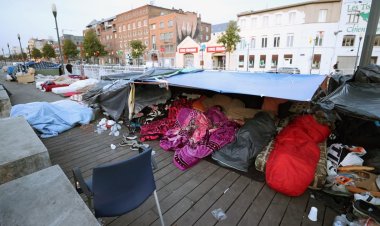 Avrupa'nın kalbi Brüksel’in görünmeyen yüzü: Sokakta kalanların sayısı rekor kırdı