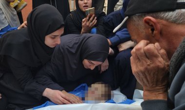 Katil İsrail'in tek oğlunu aldığı anne: Onu hayata getirebilmek için 700 iğne oldum