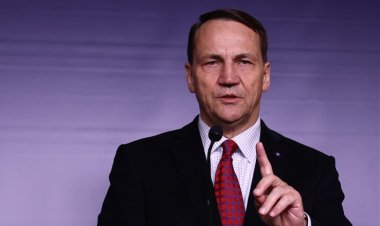 Polonya'dan, Rusya'ya Ukrayna tepkisi: Yeterince toprağınız yok mu?