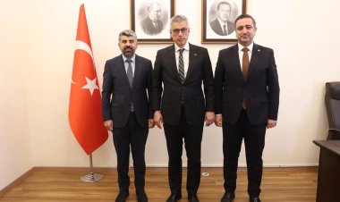 HÜDA PAR’dan Sağlık Bakanı Memişoğlu’na ziyaret