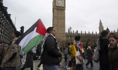 İngiliz hukukçular İngiltere'nin İsrail'e yaptırımlar uygulamasını istedi
