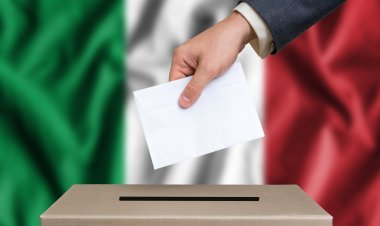 İtalyan halkı, vatandaşlık yasasında değişiklik talebine dair referandumda sandık başında