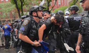 New York’ta göçmenlere destek gösterisinde çok sayıda gözaltı