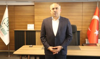 Mısır'da gözaltına alınan Elibüyük'ten açıklama: Namaz kılmamıza dahi izin verilmedi