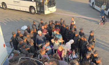 Mısır, Refah'a ilerleyen aktivistleri engelliyor