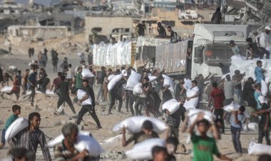 Hukukçular: İsrail'in insani yardım bekleyen Filistinlilere ateş açması soykırımdır