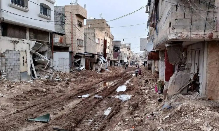 Tulkerem kuşatma altında: 25 bin kişi yerinden edildi, yüzlerce ev yıkıldı
