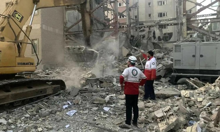 İran: Siyonist İsrail saldırıları devam ediyor, 430 kişi şehit oldu