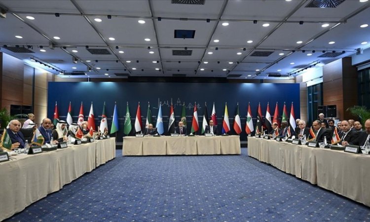 İstanbul'da toplanan Arap Birliği Dışişleri Bakanları İsrail'in saldırılarını kınadı