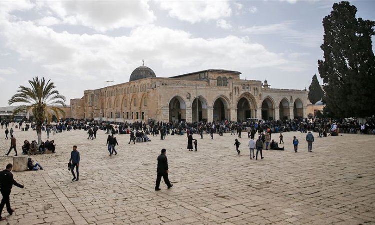 Esaret altındaki Mescid-i Aksa, yeniden ibadete açıldı