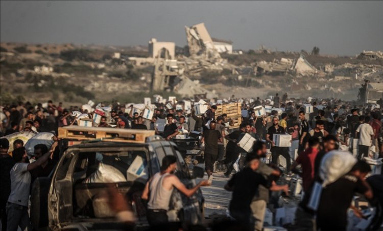 UNRWA, Gazze'deki yardım dağıtım merkezlerini 'ölüm meydanlarına' benzetti