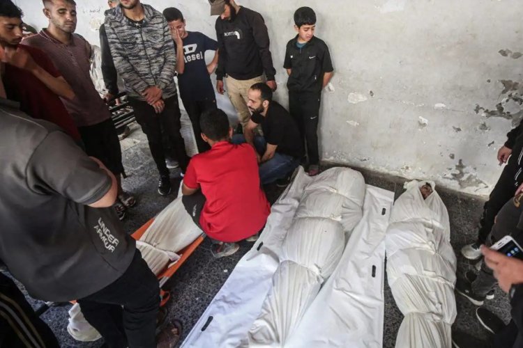 Gazze Şeridi'nde şehit sayısı 56 bin 531'e yükseldi
