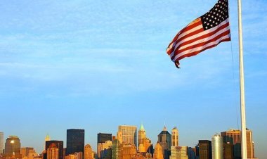 ABD ile gururlanan Amerikalı sayısı son 24 yılın en düşük seviyesine geriledi