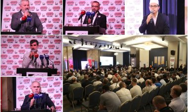 Başbağlar Katliamı'nın 32'nci yılında İstanbul'da anma programı düzenlendi