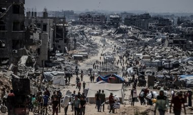 Gazze'de ateşkes görüşülürken İsrail 'gönüllü göç' adı altında Filistinlileri sürgün etmeye hazırlanıyor