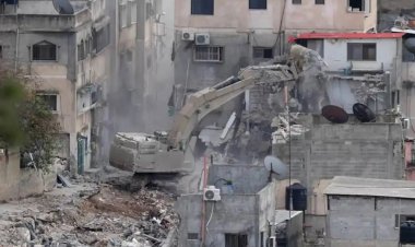 Siyonist işgalciler Filistinlilere ait evleri yıkmaya devam ediyor