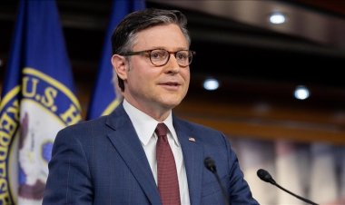 ABD Temsilciler Meclisi Başkanı Johnson'dan Epstein dosyaları konusunda "şeffaflık" çağrısı