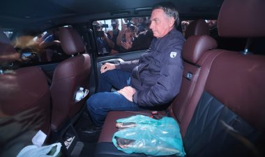 Brezilya polisi, darbe planlamakla suçlanan Bolsonaro'nun evine baskın düzenledi