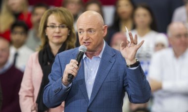 ABD'li Senatör Kelly, İsrail'i Gazze'de yardım arayanlara yönelik saldırıları durdurmaya çağırdı