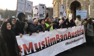 Avusturya'da başörtüsü yasağı genişletiliyor